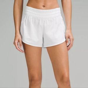 Lululemon tracker white shorts size 8